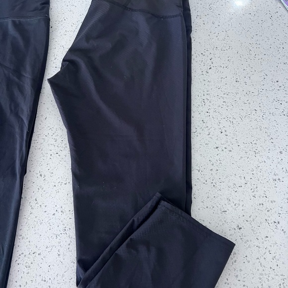 Athleta Ultra High Rise Elation Crop Leggings - Black Sz small EUC women’s - Picture 7 of 10